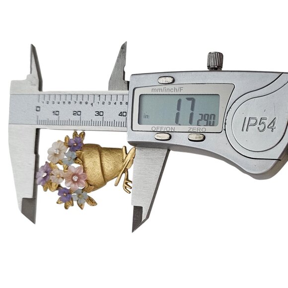 LIA Lucite Pink, Purple Blooms Garden Tools  Flower Pot Brooch Pin, Signed L496 - Picture 7 of 8